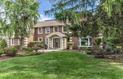 4 Wingate Terrace, Holmdel, NJ 07733