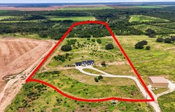 2194 S Ranch Rd 187, Sabinal, TX 78881