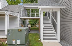 13B Gardner Lane, Waterbury, VT 05676