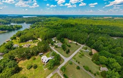 34 Poplar Dr, Ebony, VA 23845