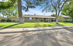1661 Beckner Ct, Concord, CA 94521