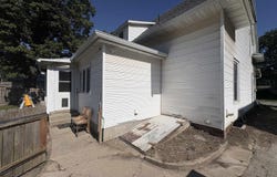 828 Drake Avenue, Centerville, IA 52544