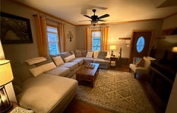 12 Logan St., Ohiopyle, PA 15470