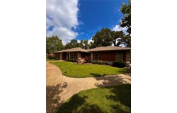 723 Lakeview Drive, Rogers, AR 72756