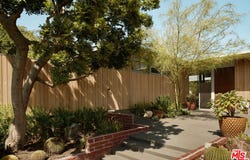 1035 Summit Dr, Beverly Hills, CA 90210