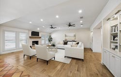 211 Rolling Hill Drive, La Grange, TX 78945