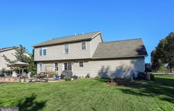 25 W EPPLEY Drive, CARLISLE, PA 17015