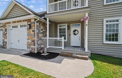 372 S GOOD SPRING Road, HEGINS, PA 17938