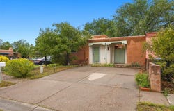 2067 Placita De Quedo, Santa Fe, NM 87505