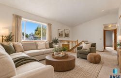 627 N Solar Dr, Sioux Falls, SD 57103-6665