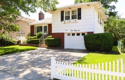 336 W Valley Stream Boulevard, Valley Stream, NY 11580