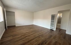 11413 Menlo, Hawthorne, CA 90250