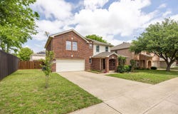 601 Amy Way, Euless, TX 76039