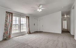 206 N Pine Street, Crescent, OK 73028