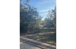 123 ELLEN Avenue, Interlachen, FL 32148