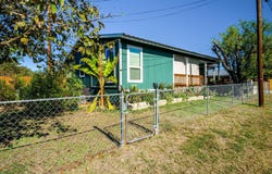 301 E Castlebriar, Granite Shoals, TX 78654