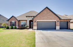 4915 Deerfield Ave, Enid, OK 73703