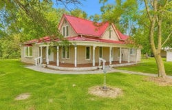 321 350 E. Street, Mt Sterling, IL 62353