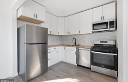 29 CHESTNUT Street, MARCUS HOOK, PA 19061
