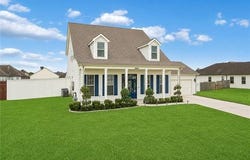 9563 SUGAR MAPLE Lane, Waggaman, LA 70094