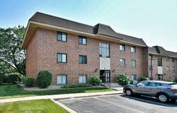 41 E JANATA Boulevard, Lombard, IL 60148