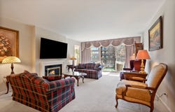 22 Park Lane, Park Ridge, IL 60068