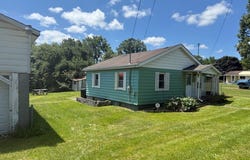 215 BURDISS STREET, COAL CITY, WV 25823