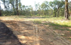 2380 213 Country Road, Grenada, MS 38901