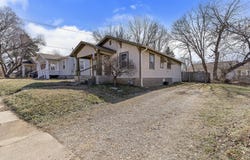 1328 W Elm Street, Springfield, MO 65806