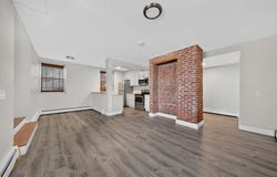 533 Locust St, Fall River, MA 02720