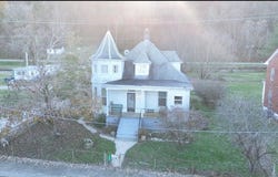 418 Front St, Vanceburg, KY 41179