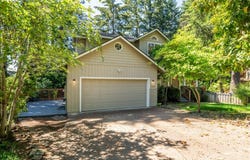 2331 TODD St, Eugene, OR 97405