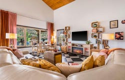 445 Edgewater Beach Circle, Forsyth, MO 65653
