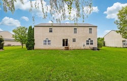 109 Saddle Tree Ct, Delaware, OH 43015