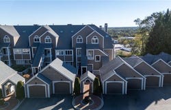 400 Meshanticut Valley Parkway, Cranston, RI 02920