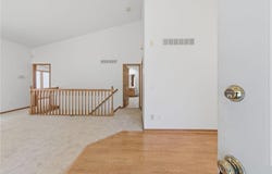815 Wescott Square, Eagan, MN 55123