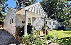 810 Newton Drive, Newton Falls, OH 44444