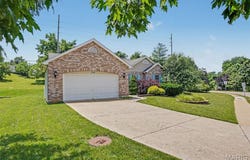 794 Berrywine Lane, Arnold, MO 63010