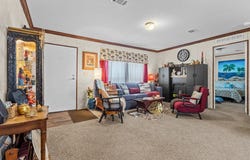 5829 NW 11th Ave, Bell, FL 32619