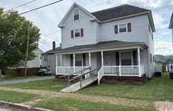 118 N Wills Ave, Covington, VA 24426