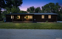 107 Red Deer Lane, O'Fallon, MO 63366