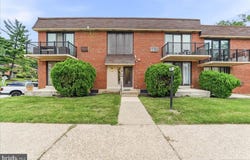 100 E GLENOLDEN AVE, GLENOLDEN, PA 19036