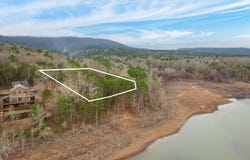 4299 Lake Drive, Clinton, AR 72031