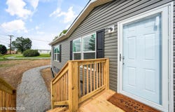 220 Emory Rd, Blaine, TN 37709