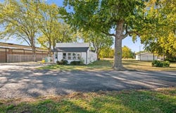 19401 E US 24 Highway, Independence, MO 64056