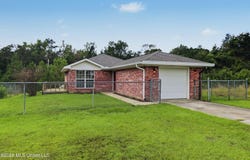 28 Marlin Lane, McHenry, MS 39561