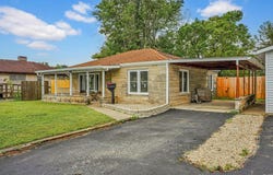 613 S 9th Street, Mitchell, IN 47446