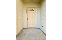 2201 Summer Place Drive, Arlington, TX 76014
