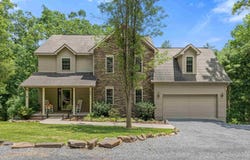 88 PIN OAK LN, MOUNT JACKSON, VA 22842