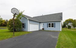 132 Grangerford Hts, West Henrietta, NY 14586